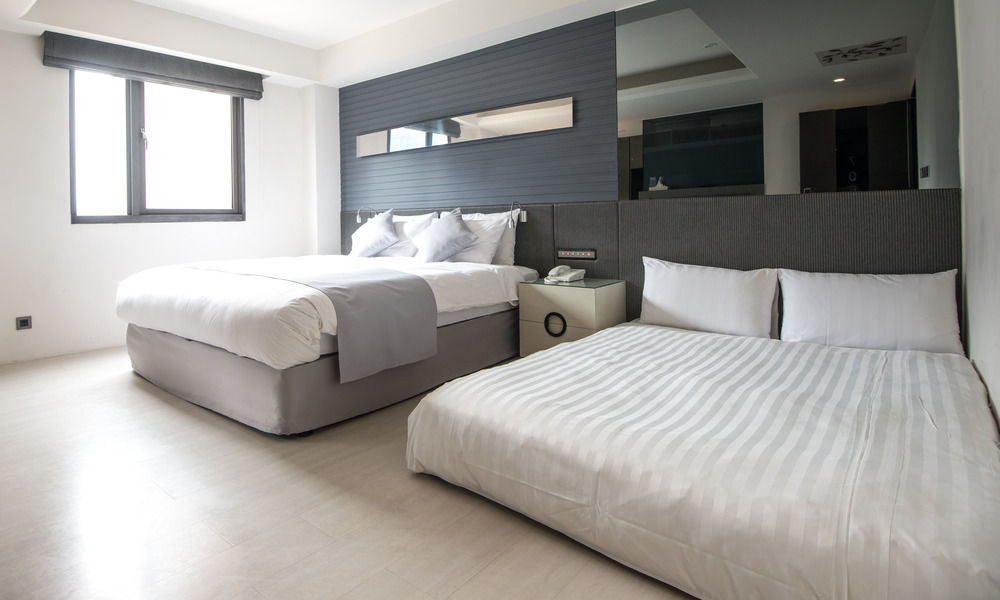 Shin Yuan Celeb Metro Hotel Thành phố Tân Trúc Ngoại thất bức ảnh