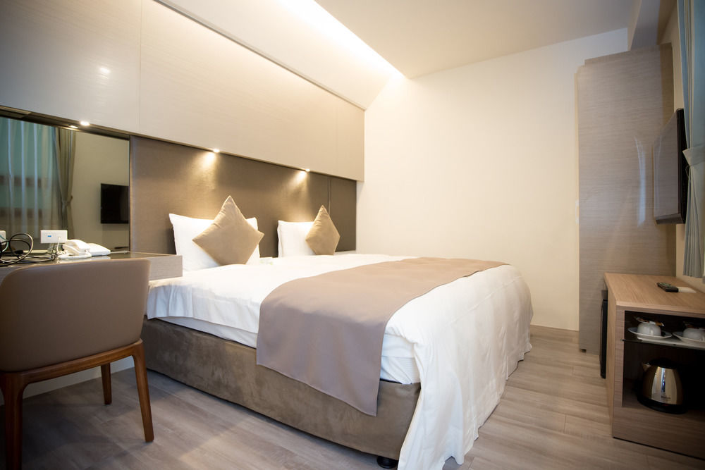 Shin Yuan Celeb Metro Hotel Thành phố Tân Trúc Ngoại thất bức ảnh