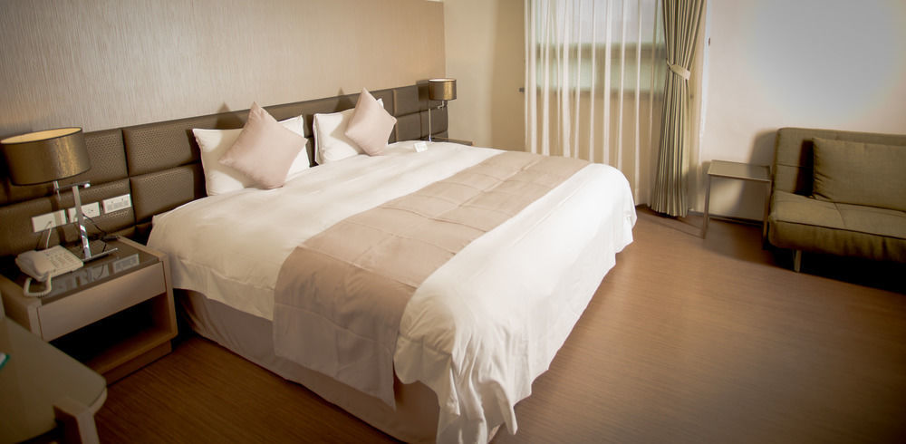 Shin Yuan Celeb Metro Hotel Thành phố Tân Trúc Ngoại thất bức ảnh