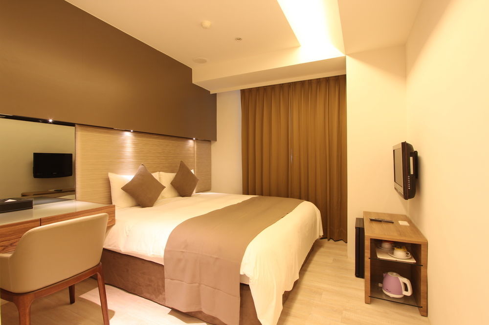 Shin Yuan Celeb Metro Hotel Thành phố Tân Trúc Ngoại thất bức ảnh